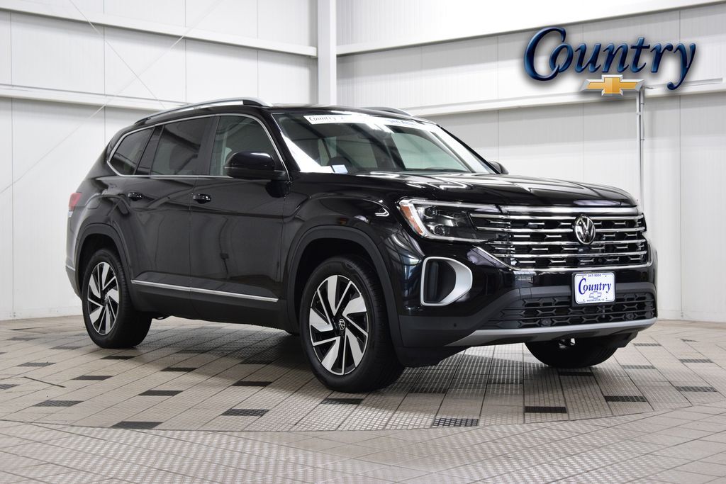2025 Volkswagen Atlas 2.0T SEL — photo 1 of 11