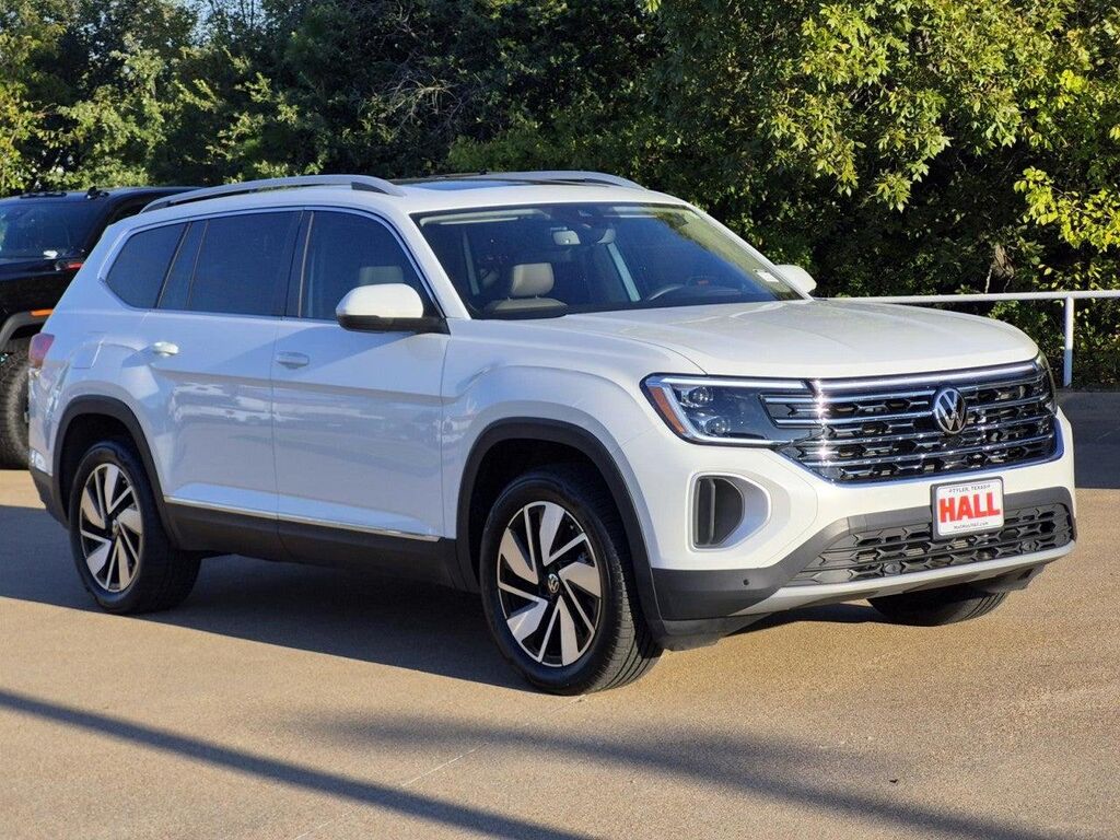 2025 Volkswagen Atlas SEL 4Motion — photo 1 of 13