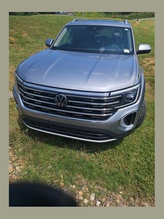 2024 Volkswagen Atlas SEL 4Motion — photo 1 of 21