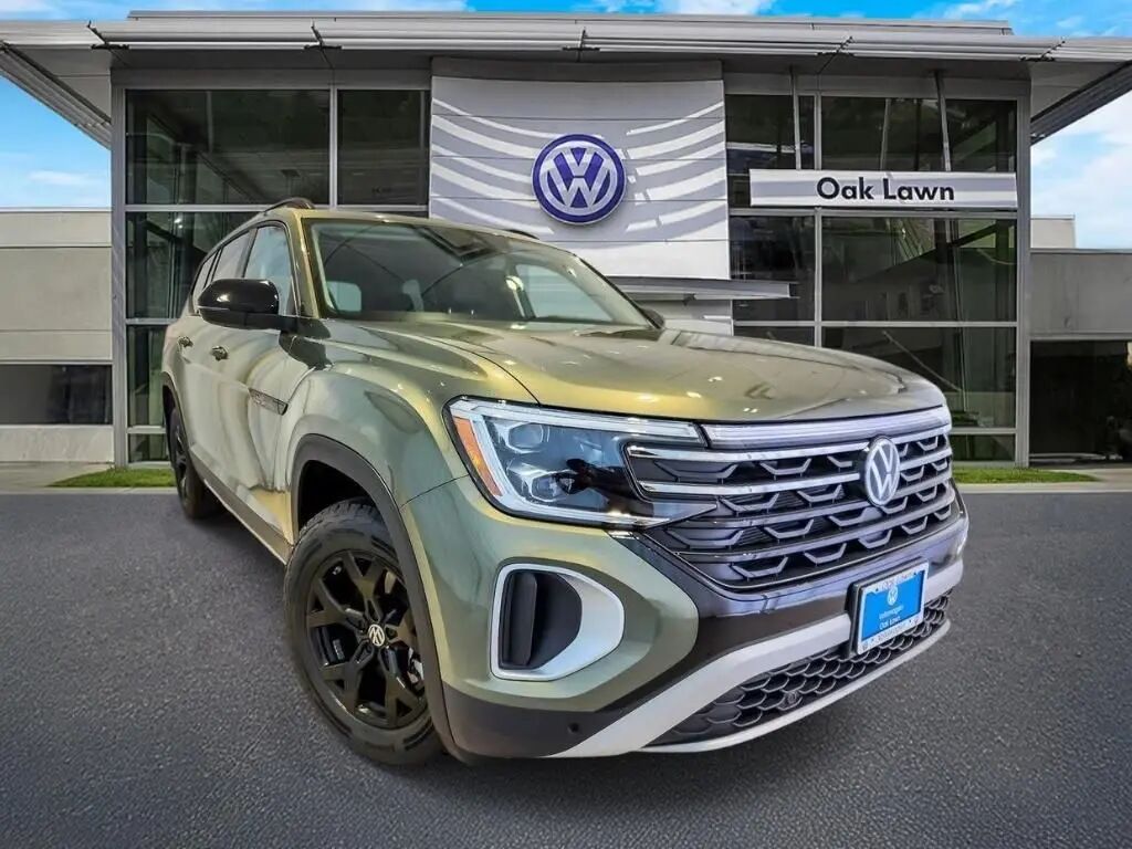 2026 Volkswagen Atlas Peak Edition 4Motion — photo 1 of 13