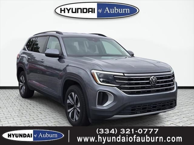 2025 Volkswagen Atlas SE — photo 1 of 26