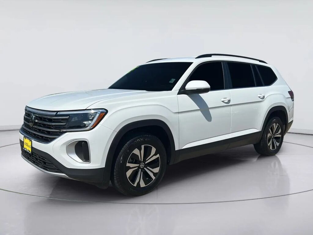 2025 Volkswagen Atlas SE — photo 1 of 24
