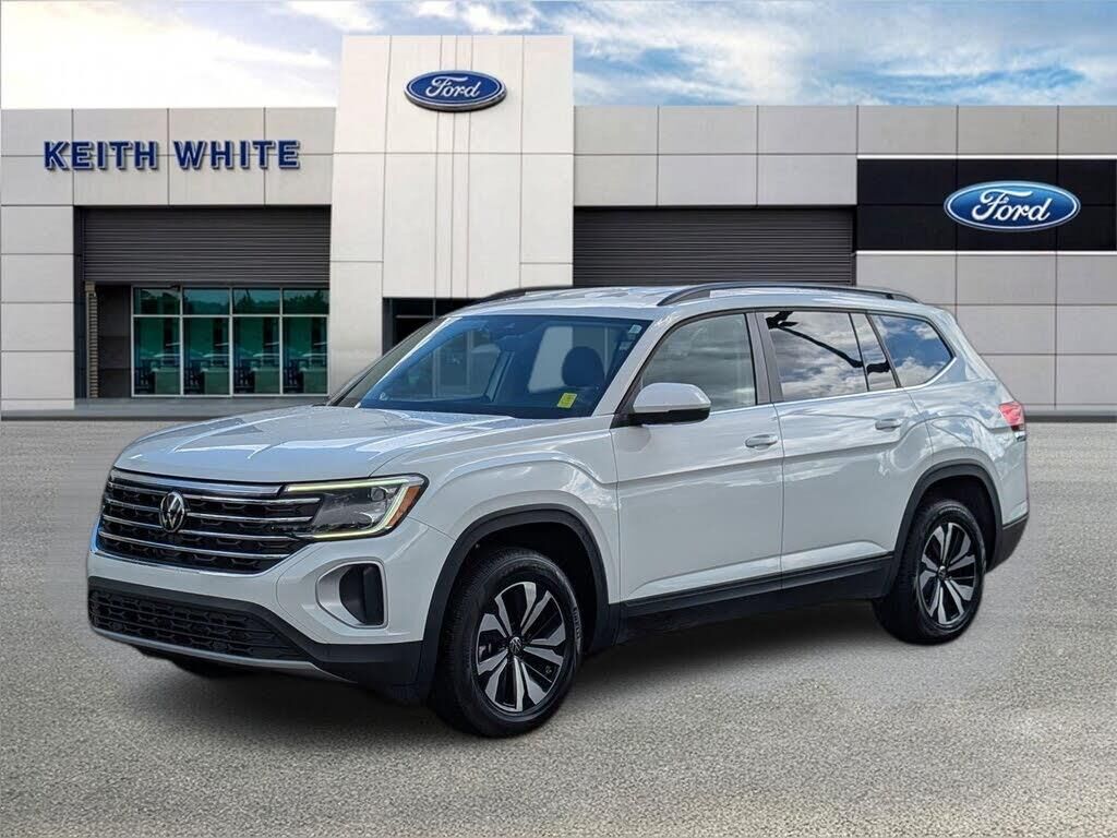 2025 Volkswagen Atlas SE — photo 1 of 1
