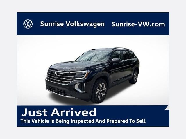 2024 Volkswagen Atlas SE — photo 1 of 40