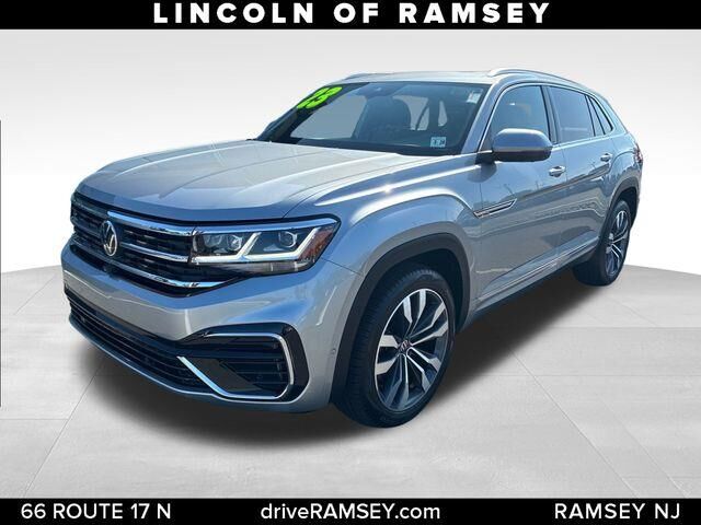 2023 Volkswagen Atlas Cross Sport V6 SEL Premium R-Line 4Motion — photo 1 of 17