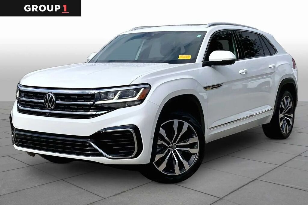 2023 Volkswagen Atlas Cross Sport V6 SEL Premium R-Line 4Motion — photo 1 of 13