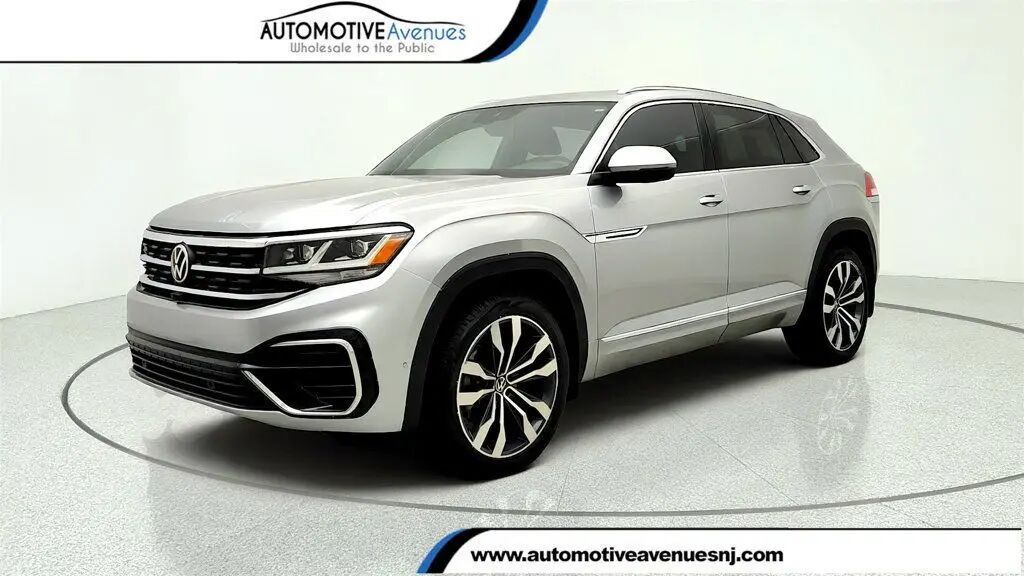 2023 Volkswagen Atlas Cross Sport V6 SEL Premium R-Line 4Motion — photo 1 of 26