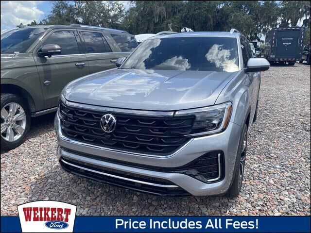 2026 Volkswagen Atlas SEL Premium R-Line 4Motion — photo 1 of 26