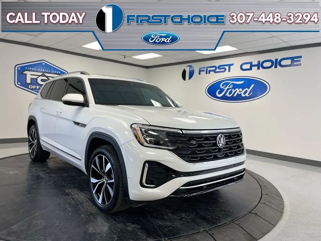 2024 Volkswagen Atlas SEL Premium R-Line 4Motion — photo 1 of 13