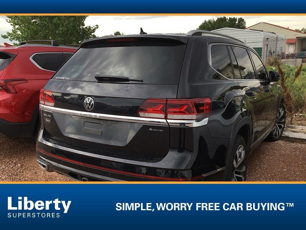 2023 Volkswagen Atlas V6 SEL Premium R-Line 4Motion — photo 1 of 1