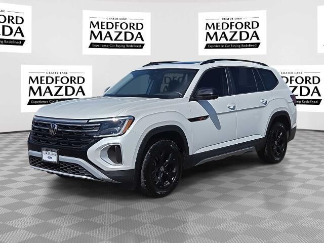 2024 Volkswagen Atlas Peak Edition SEL 4Motion — photo 1 of 26