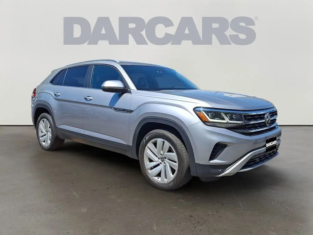 2021 Volkswagen Atlas Cross Sport SE 4Motion — photo 1 of 26