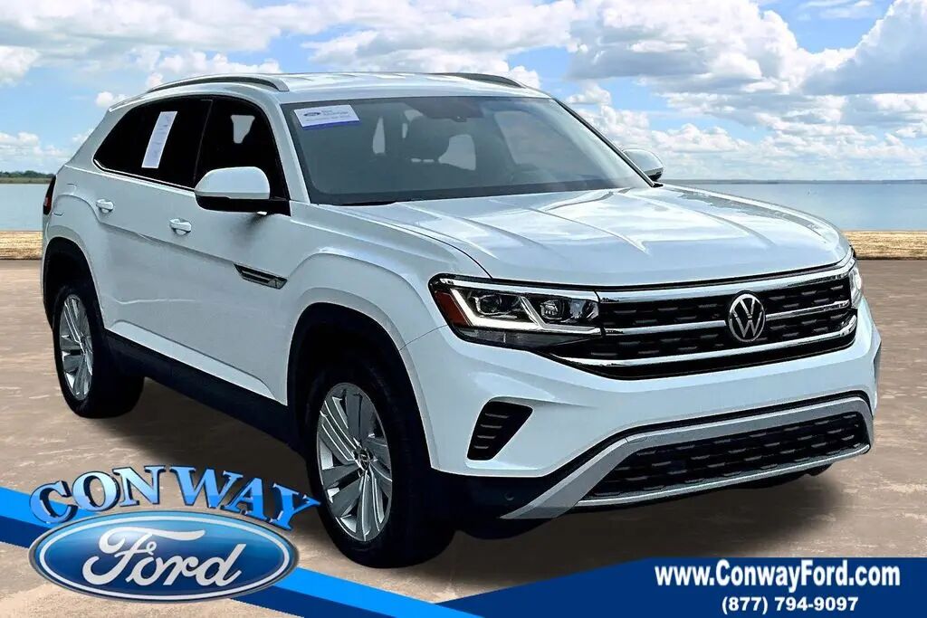 2021 Volkswagen Atlas Cross Sport V6 SE 4Motion — photo 1 of 12