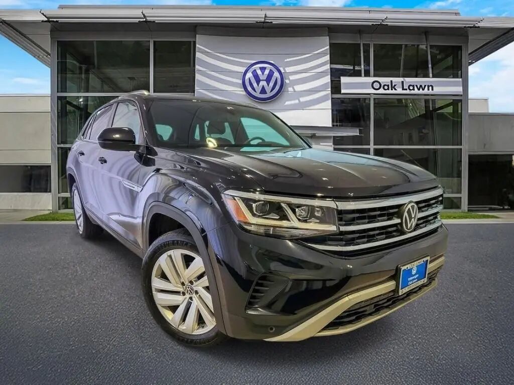 2023 Volkswagen Atlas Cross Sport V6 SE 4Motion — photo 1 of 13