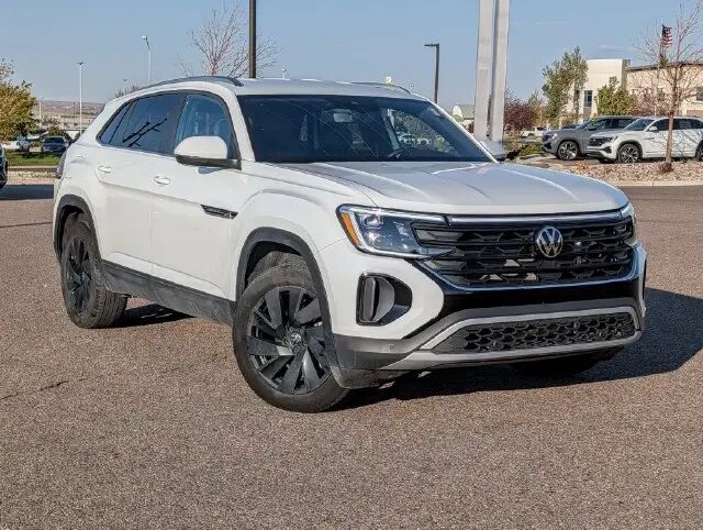 2025 Volkswagen Atlas Cross Sport SE 4Motion