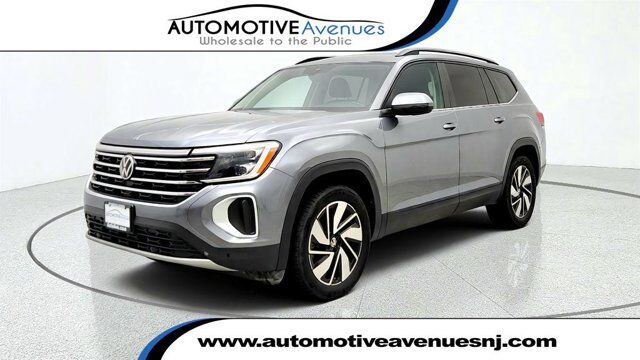 2025 Volkswagen Atlas 2.0T SE w/Technology