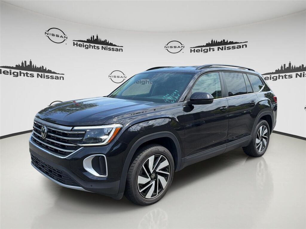 2025 Volkswagen Atlas SE 4Motion — photo 1 of 39