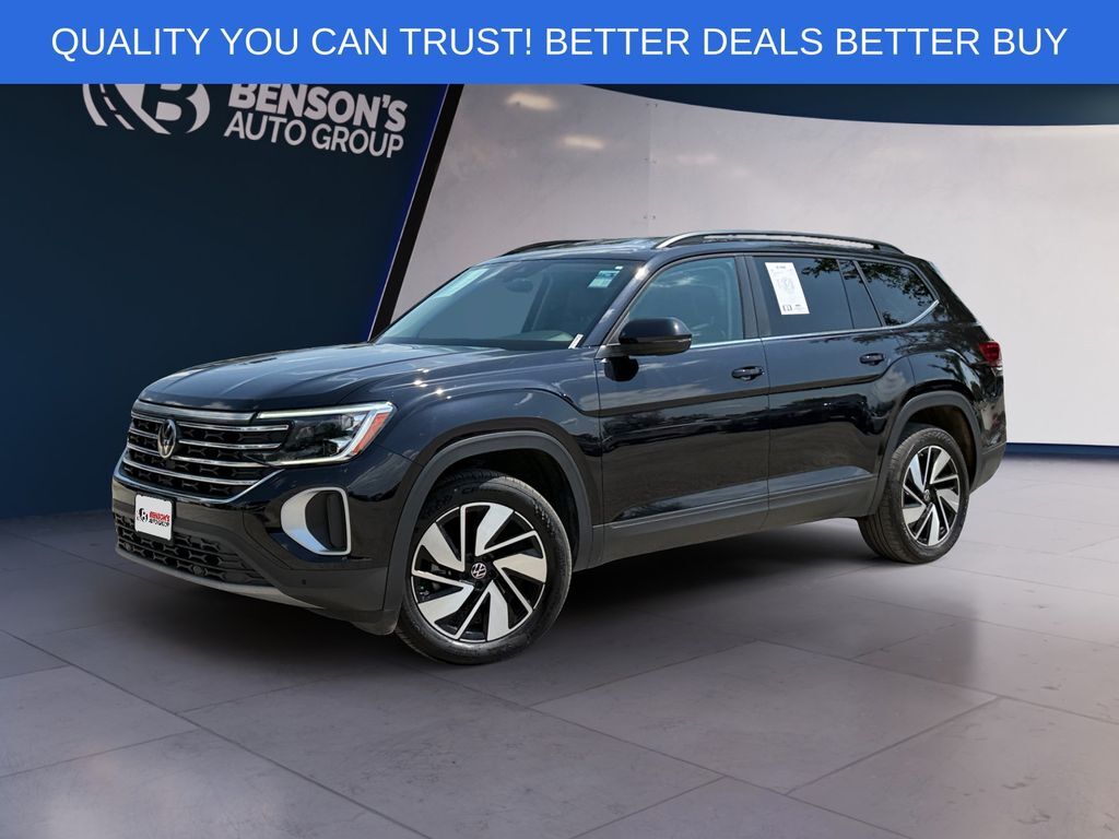 2025 Volkswagen Atlas 2.0T SE w/Technology — photo 1 of 13