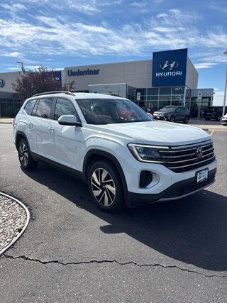 2024 Volkswagen Atlas SE 4Motion — photo 1 of 24