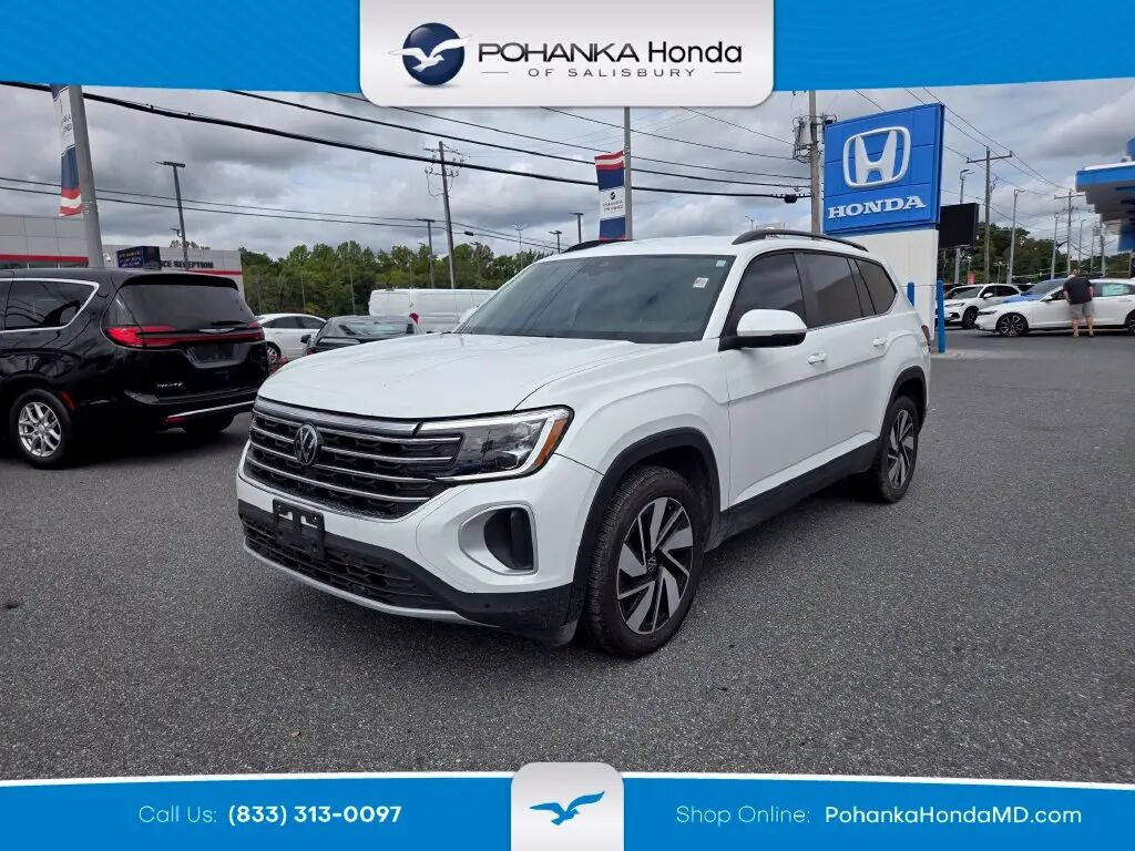 2024 Volkswagen Atlas SE 4Motion — photo 1 of 13
