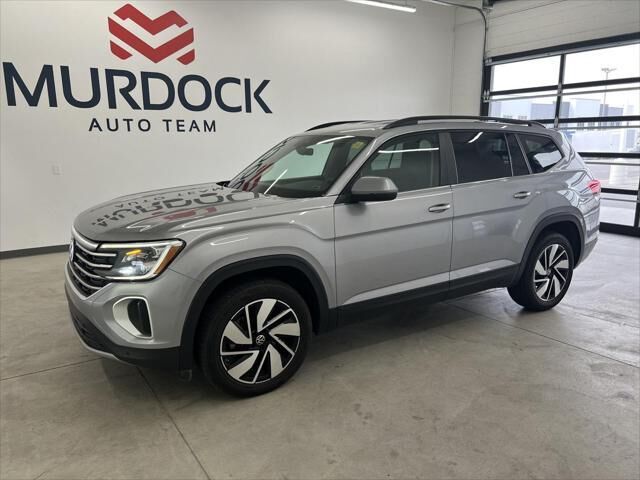 2025 Volkswagen Atlas SE 4Motion — photo 1 of 31