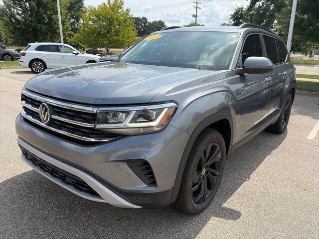 2023 Volkswagen Atlas V6 SE 4Motion — photo 1 of 13