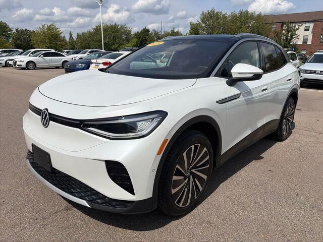 2023 Volkswagen ID.4 Pro S Plus — photo 1 of 13