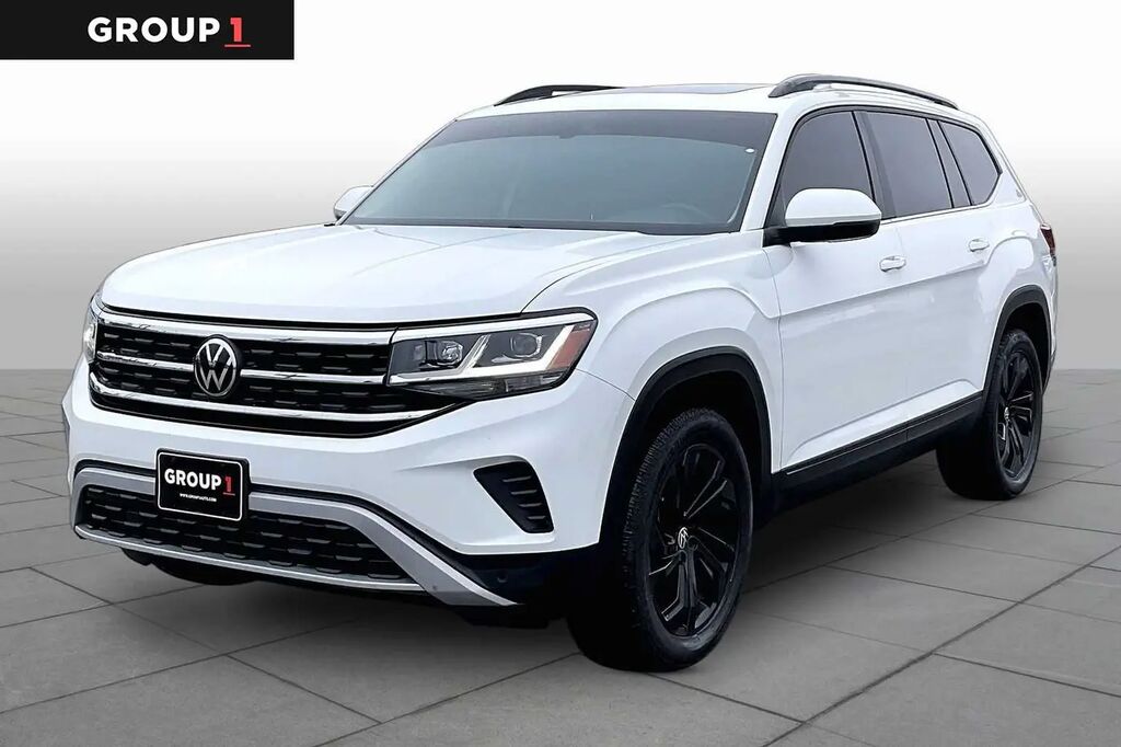 2023 Volkswagen Atlas SE — photo 1 of 13