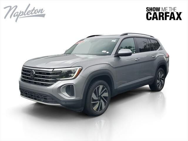 2024 Volkswagen Atlas SE — photo 1 of 35