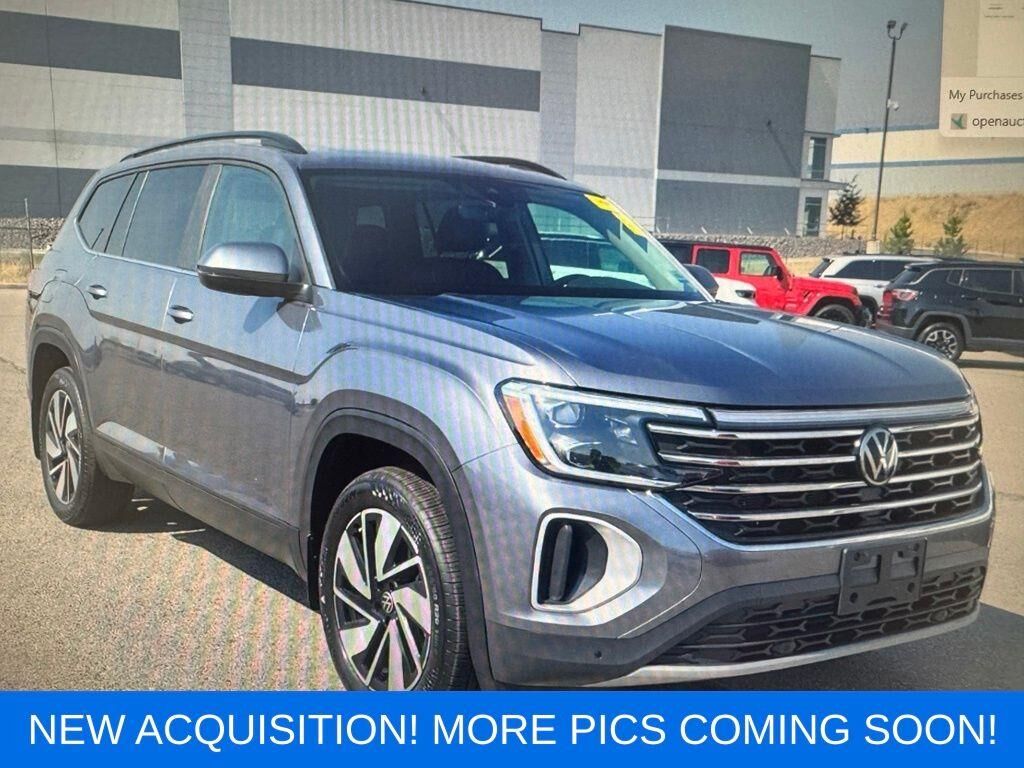 2024 Volkswagen Atlas SE — photo 1 of 16