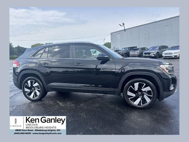 2026 Volkswagen Atlas Cross Sport SE 4Motion — photo 1 of 26