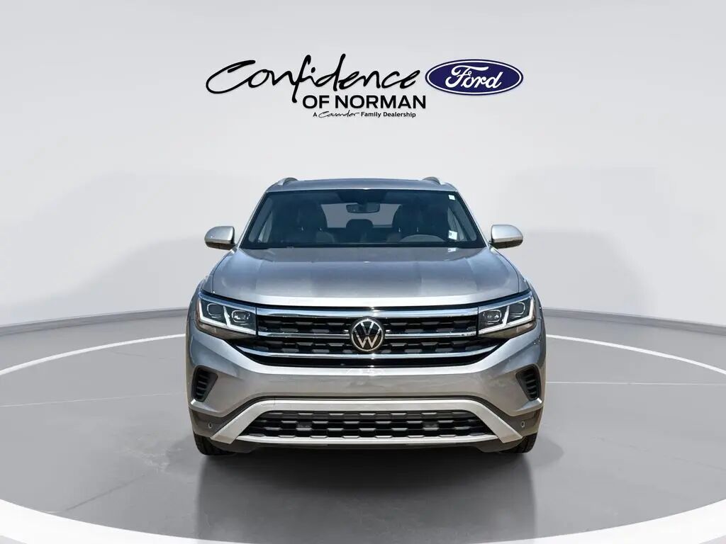2021 Volkswagen Atlas Cross Sport V6 SE 4Motion — photo 1 of 21