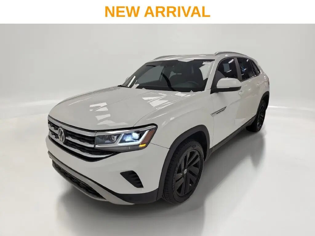 2022 Volkswagen Atlas Cross Sport V6 SE 4Motion — photo 1 of 13