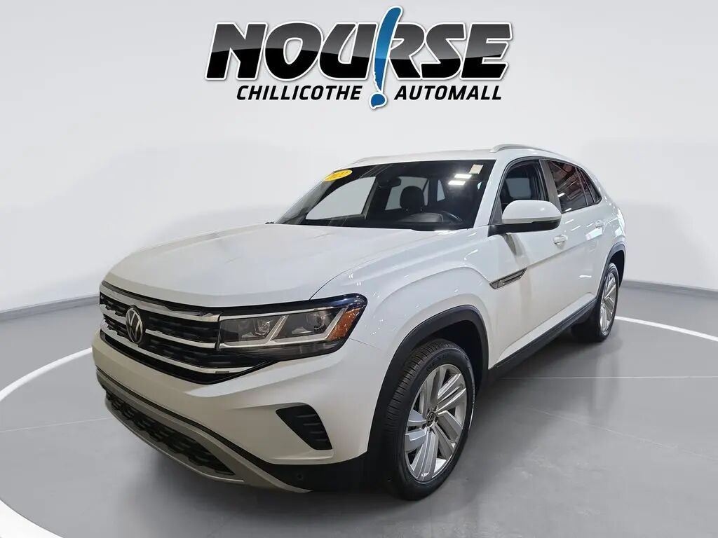 2022 Volkswagen Atlas Cross Sport V6 SE 4Motion — photo 1 of 35