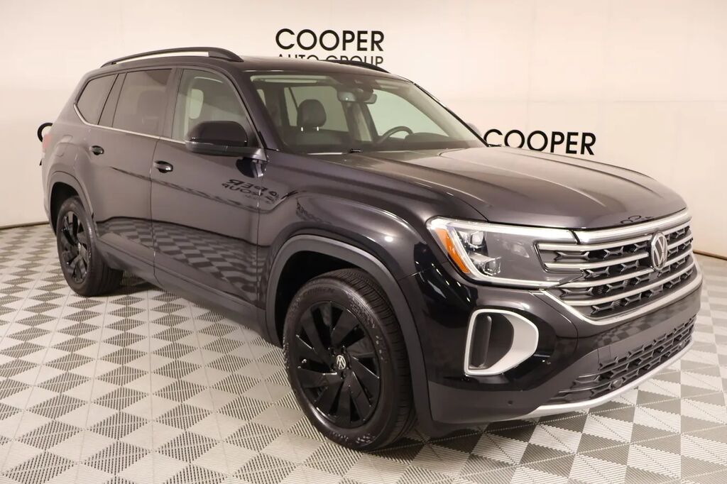 2025 Volkswagen Atlas SE 4Motion — photo 1 of 26