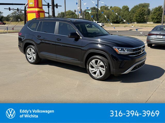 2021 Volkswagen Atlas 3.6L V6 SE w/Technology — photo 1 of 12
