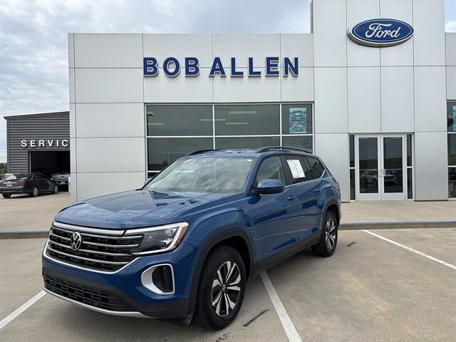 2025 Volkswagen Atlas SE 4Motion — photo 1 of 27