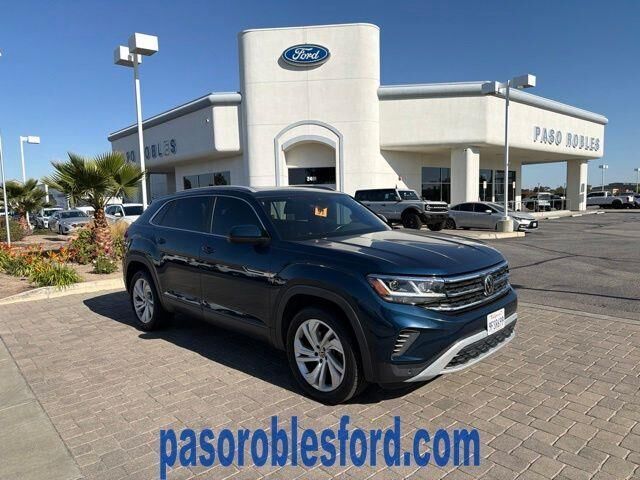2020 Volkswagen Atlas Cross Sport SEL 4Motion — photo 1 of 18