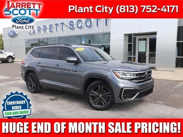 2021 Volkswagen Atlas V6 SE R-Line — photo 1 of 37