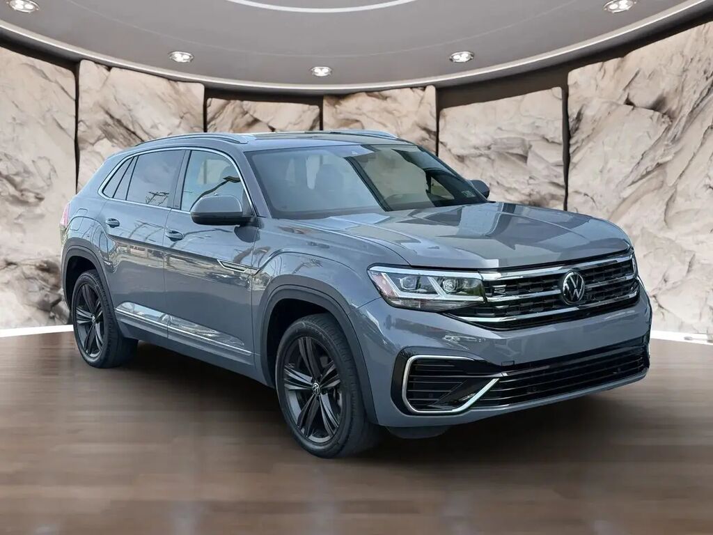 2022 Volkswagen Atlas Cross Sport SEL R-Line 4Motion — photo 1 of 13