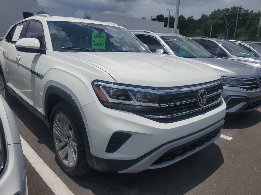 2023 Volkswagen Atlas Cross Sport 2.0T SE w/Technology — photo 1 of 13