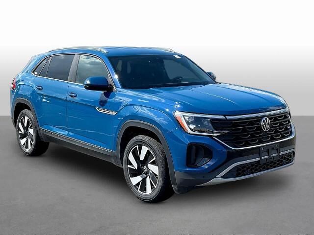 2025 Volkswagen Atlas Cross Sport SE — photo 1 of 39