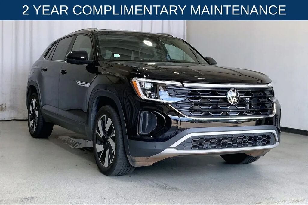 2025 Volkswagen Atlas Cross Sport SE — photo 1 of 46