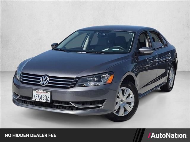 2014 Volkswagen Passat 1.8T S PZEV