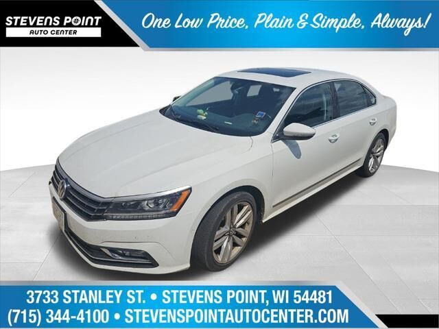 2017 Volkswagen Passat 1.8T SEL Premium — photo 1 of 5