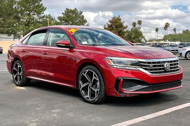 2020 Volkswagen Passat R-Line