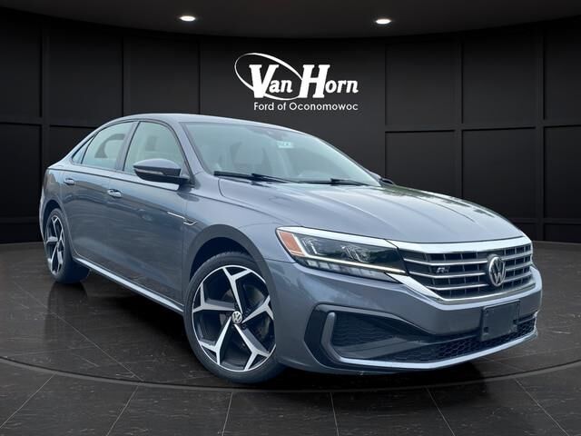 2020 Volkswagen Passat R-Line