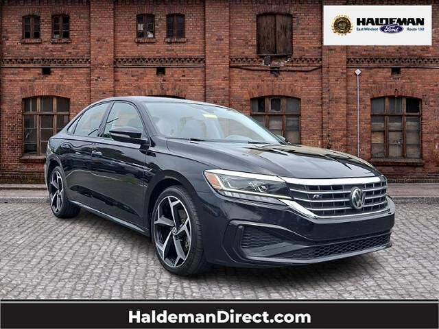 2020 Volkswagen Passat R-Line
