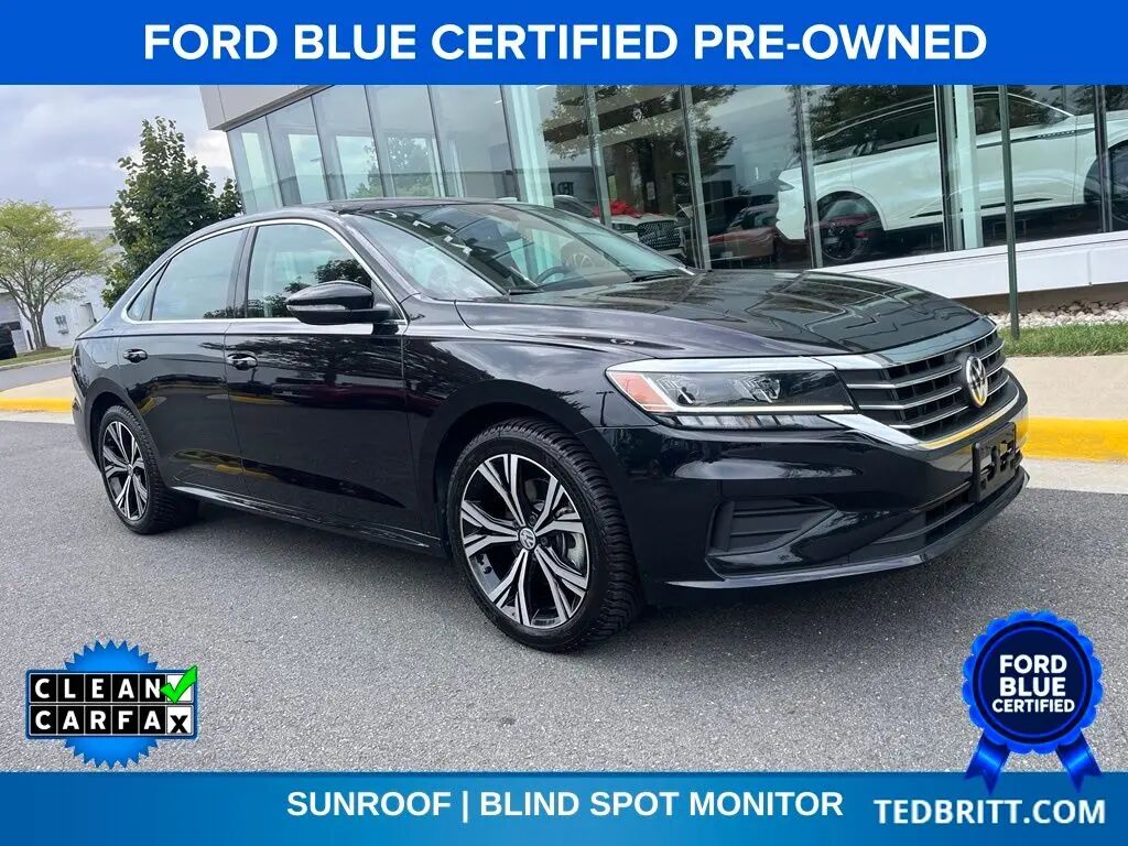 2022 Volkswagen Passat SE — photo 1 of 13