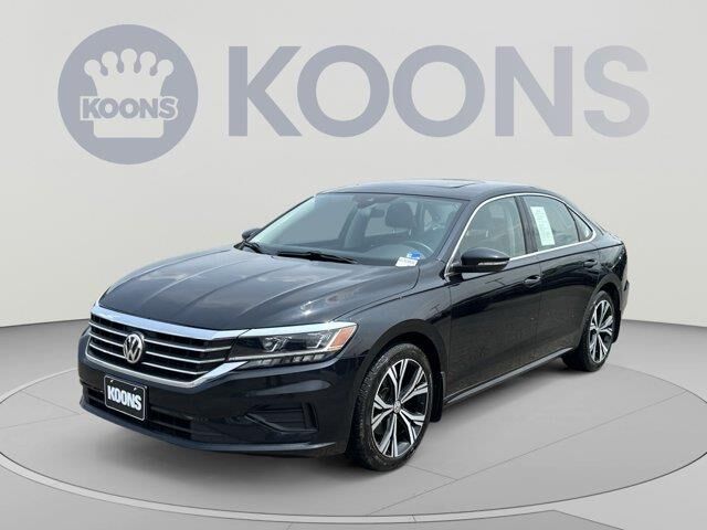 2022 Volkswagen Passat SE — photo 1 of 26